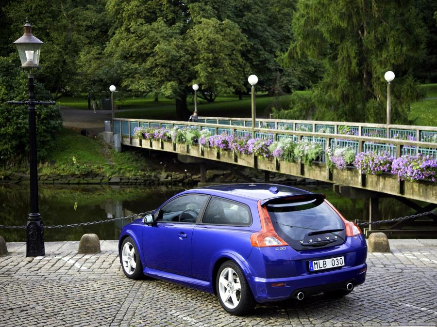  Volvo C30 R-Design 2008 года  (фото 21 из 26)